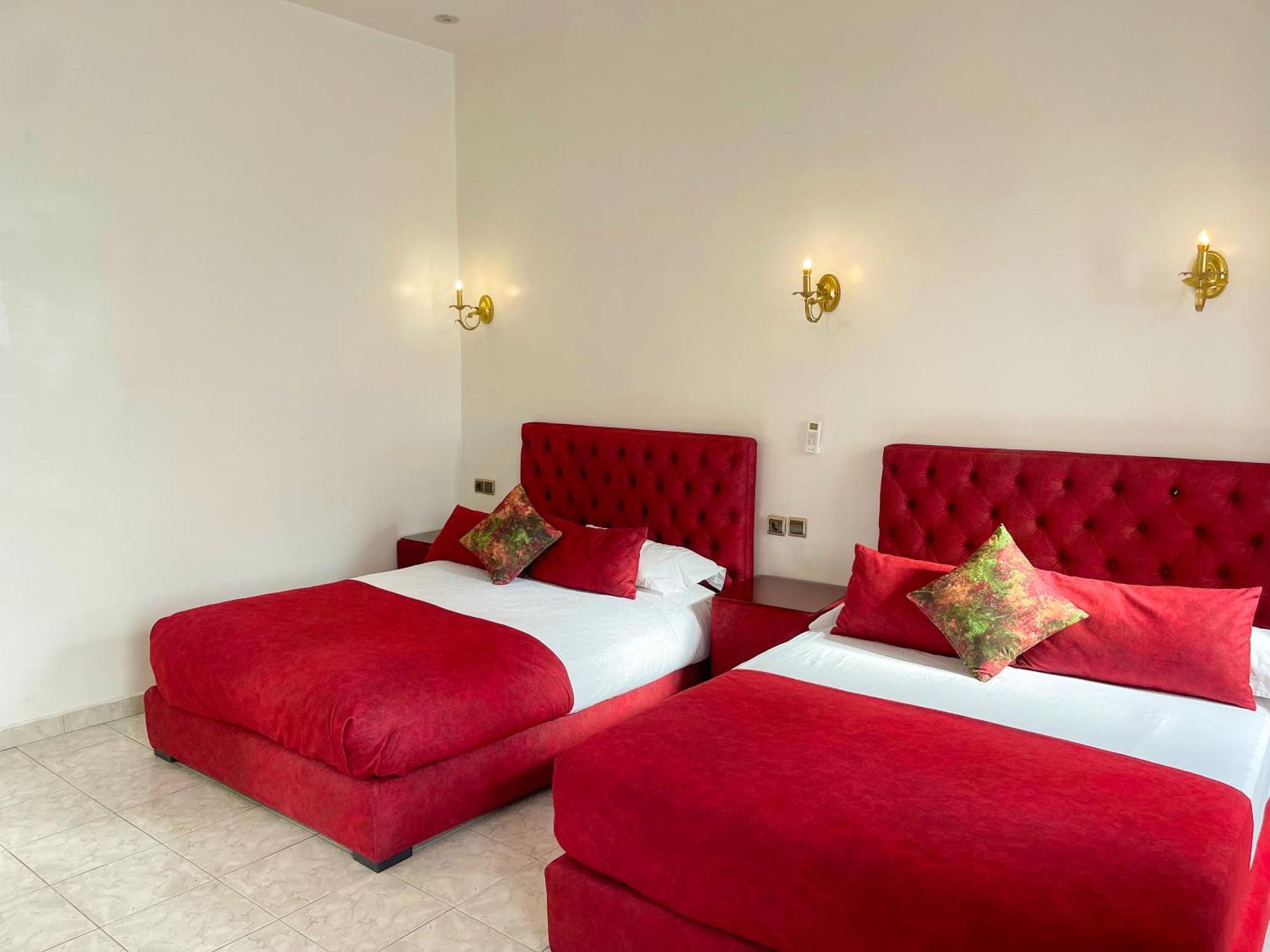 Deluxe Family Room